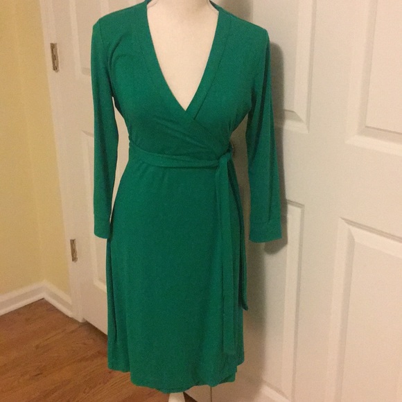 wendy williams green dress Wendy Williams. This is a GOOD dress